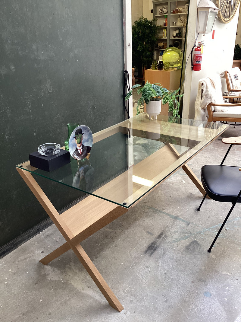 ‘Covet’ Desk by Shin Azumi for Case