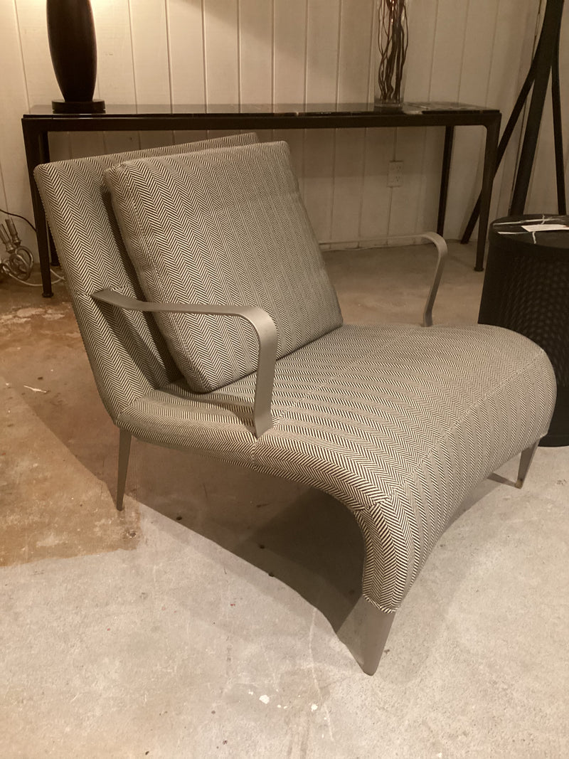 Apta Lounge Chair by B&B Italia