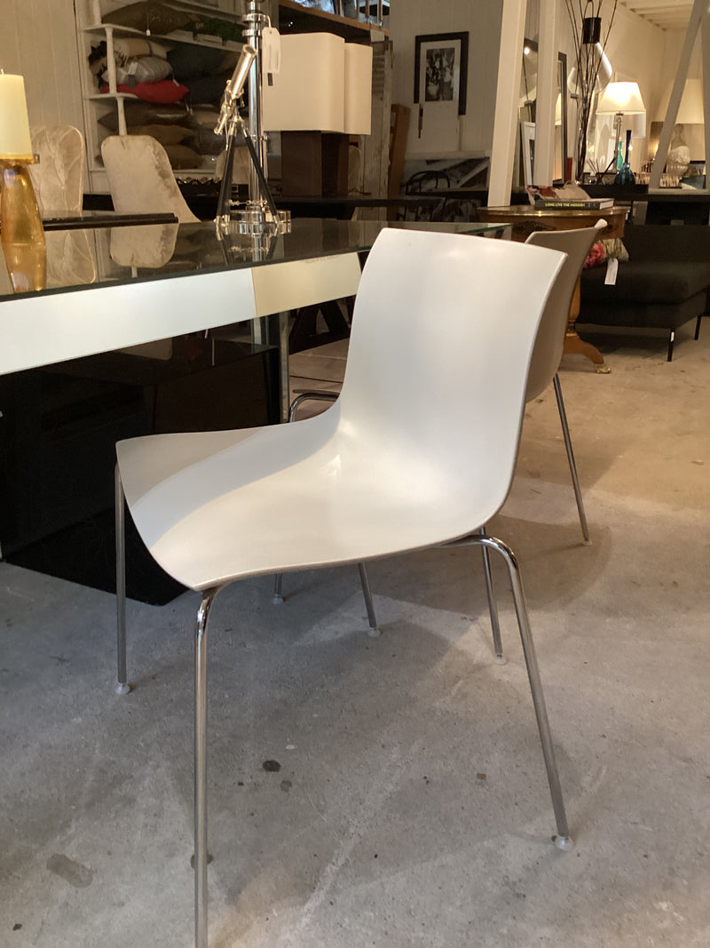 Arper Catifa 46 - Stackable Chair