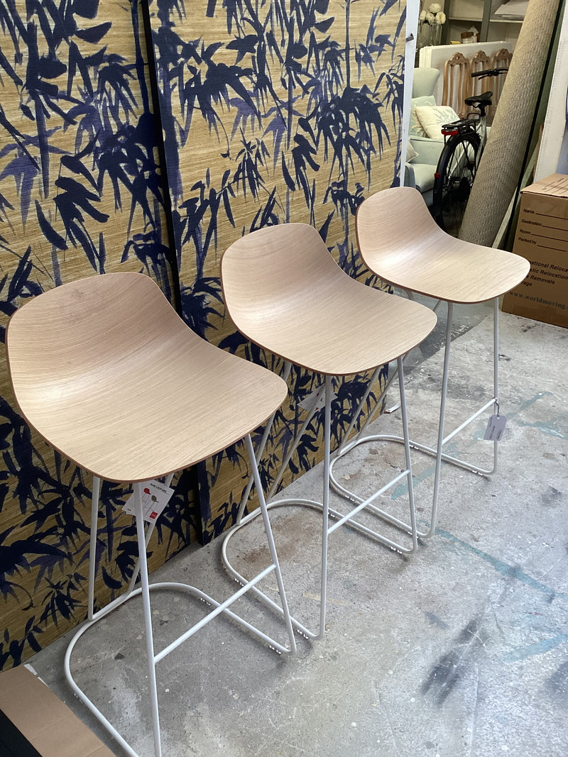 Pure Loop ‘Mini Dandy’ Barstools