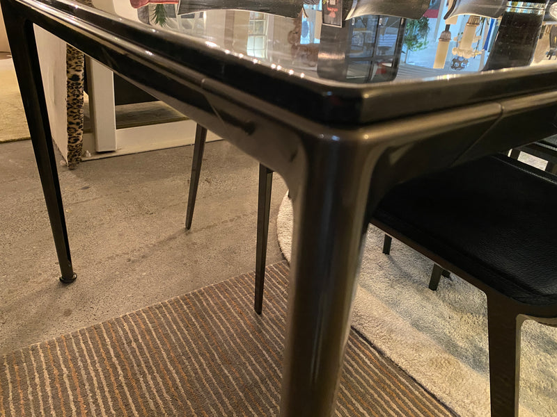 B&B Italia 'Mirto' Dining Table