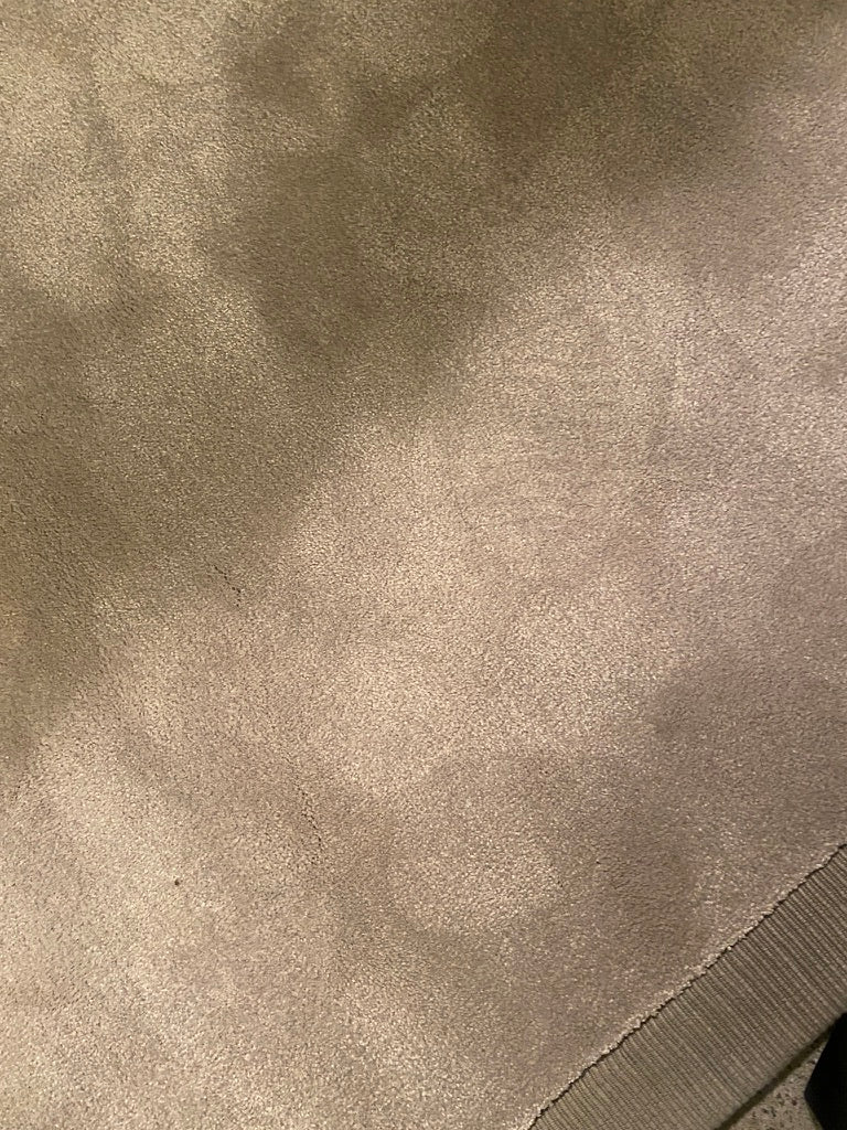 Sylka 'Dove' Velour Floor Rug