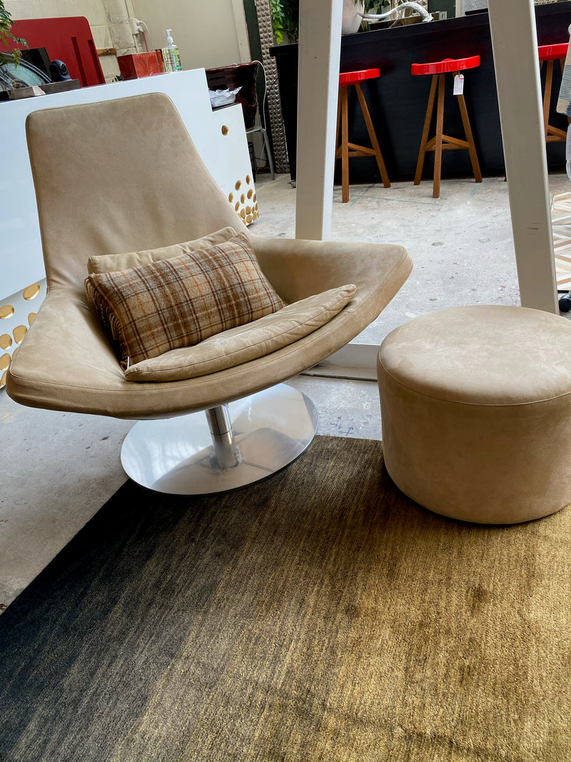 B&B Italia 'Metropolitan' Chair and Ottoman by Jeffrey Bernett