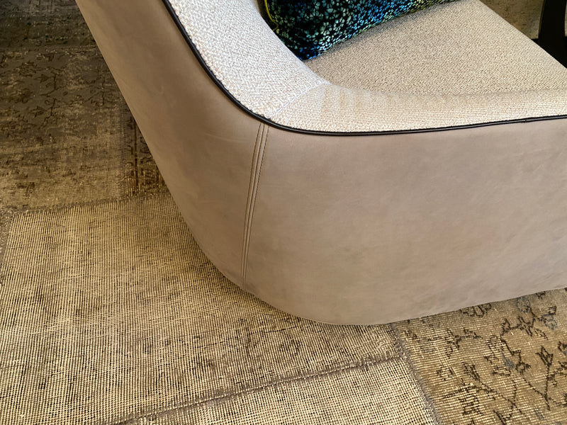 Minotti ‘Portofino’ Swivel chair by Rodolfo Dordoni