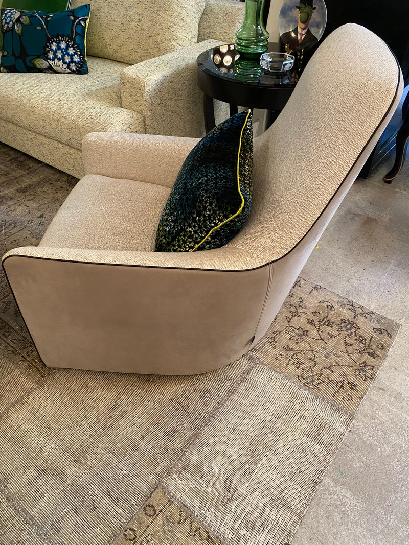 Minotti ‘Portofino’ Swivel chair by Rodolfo Dordoni
