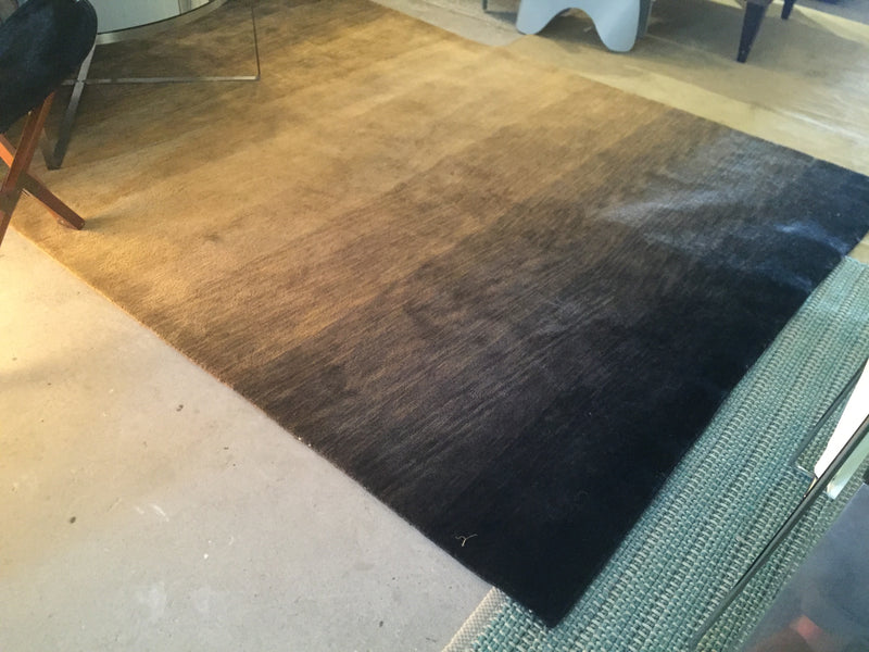 Source Mondial 'Volcano' Wool Rug