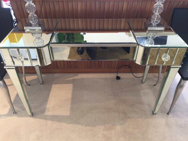 Arte Veneziana Modern Mirrored Vanity