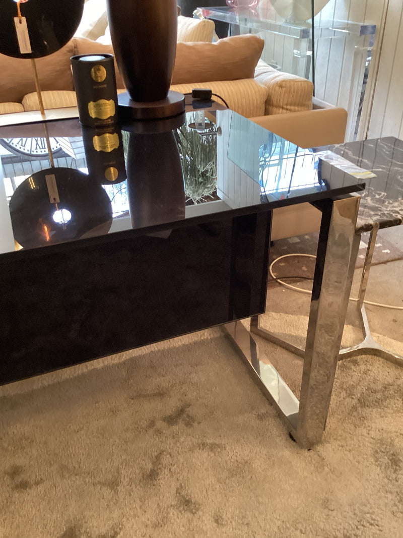 Black 2-tone Desk with Chrome Legs