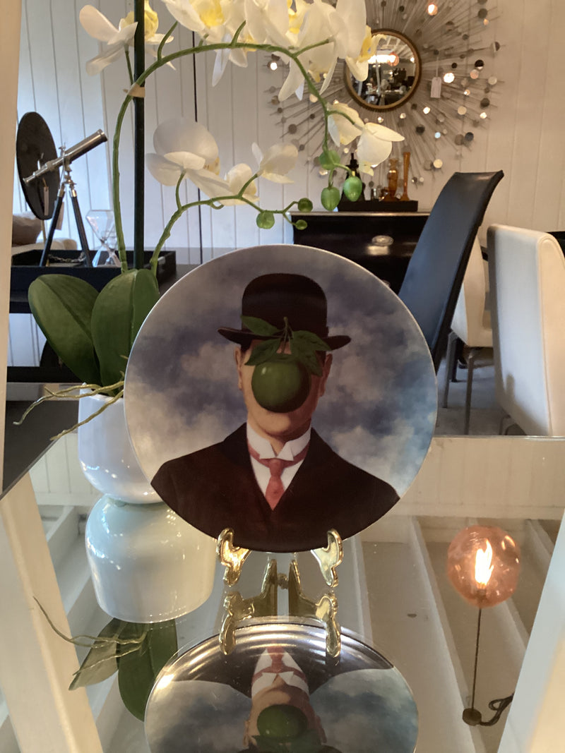 Limoges ‘Son of Man’ Plate by René Magritte for Ligne Blanche