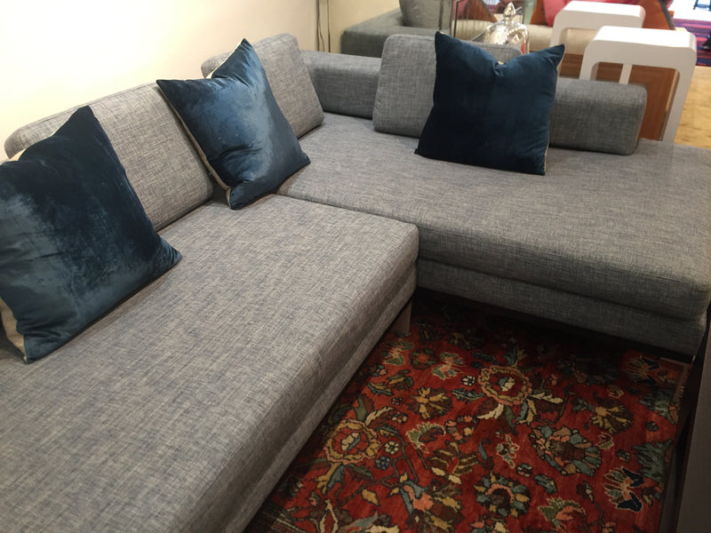 Apartmento 'Gilbert' Sectional Sofa